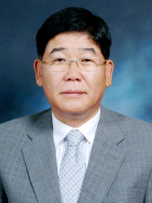 제10대 손완호(19회) 2001.11.17~2003.11.17